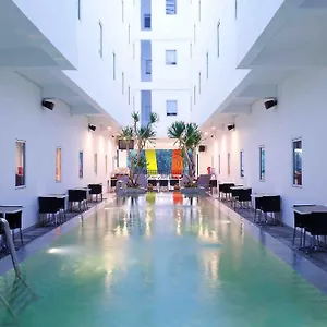 https://amaris-sunset-road.hotelsseminyak.net